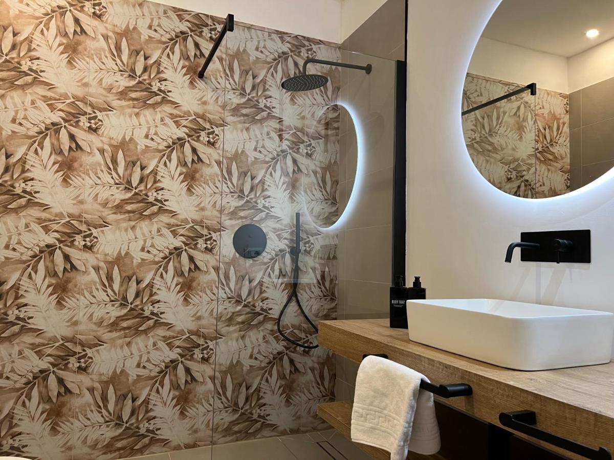 Turin Central Suite Bagian luar foto